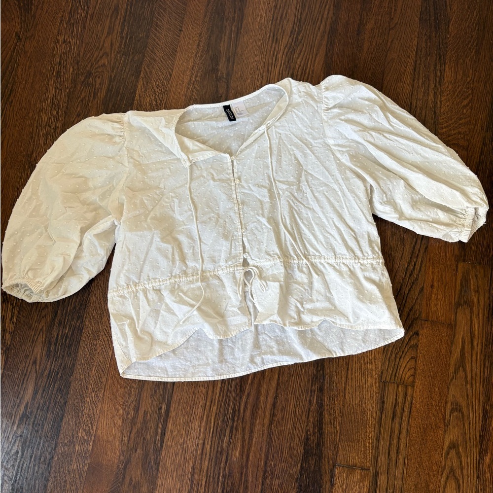 H&M NWOT white blouse
